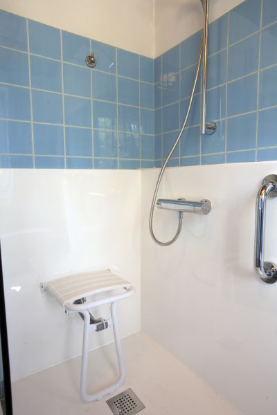 Cost of Elderly Shower Installation in Panama City